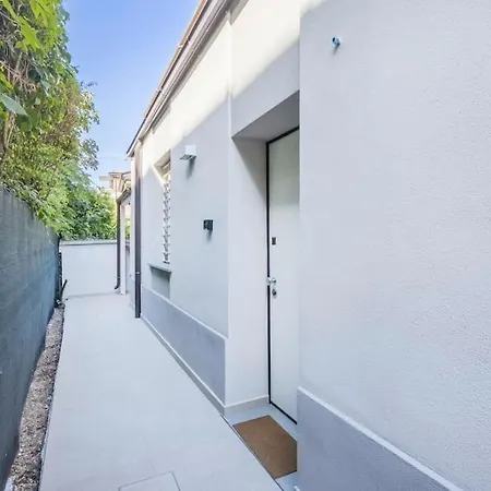 Escape - In The Heart Of Motorvalley Apartman Modena