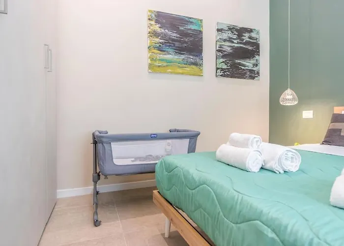 Apartament Escape - In The Heart Of Motorvalley