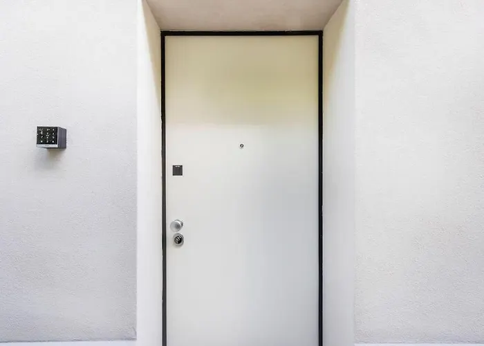 Escape - In The Heart Of Motorvalley Apartament Modena